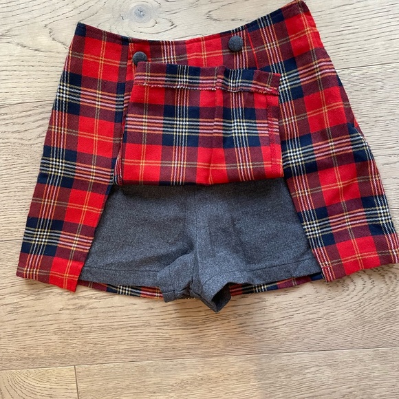 Plaid Skort size 0-2 - Picture 2 of 6